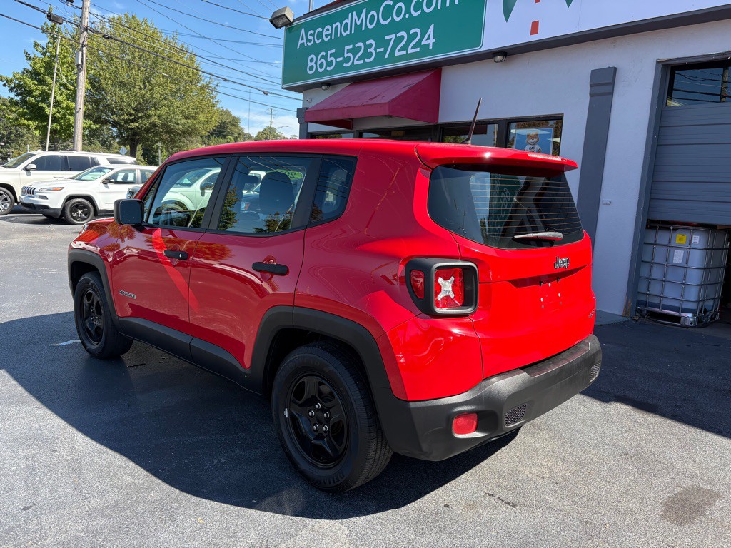 2016 Jeep Renegade Image 4