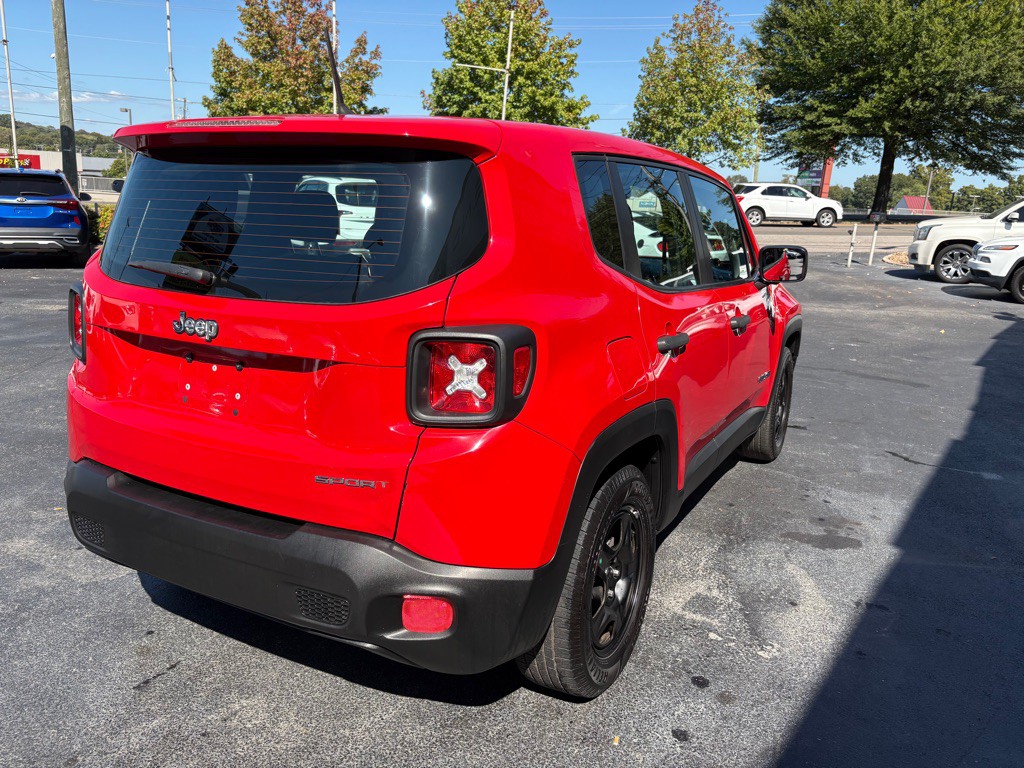 2016 Jeep Renegade Image 6