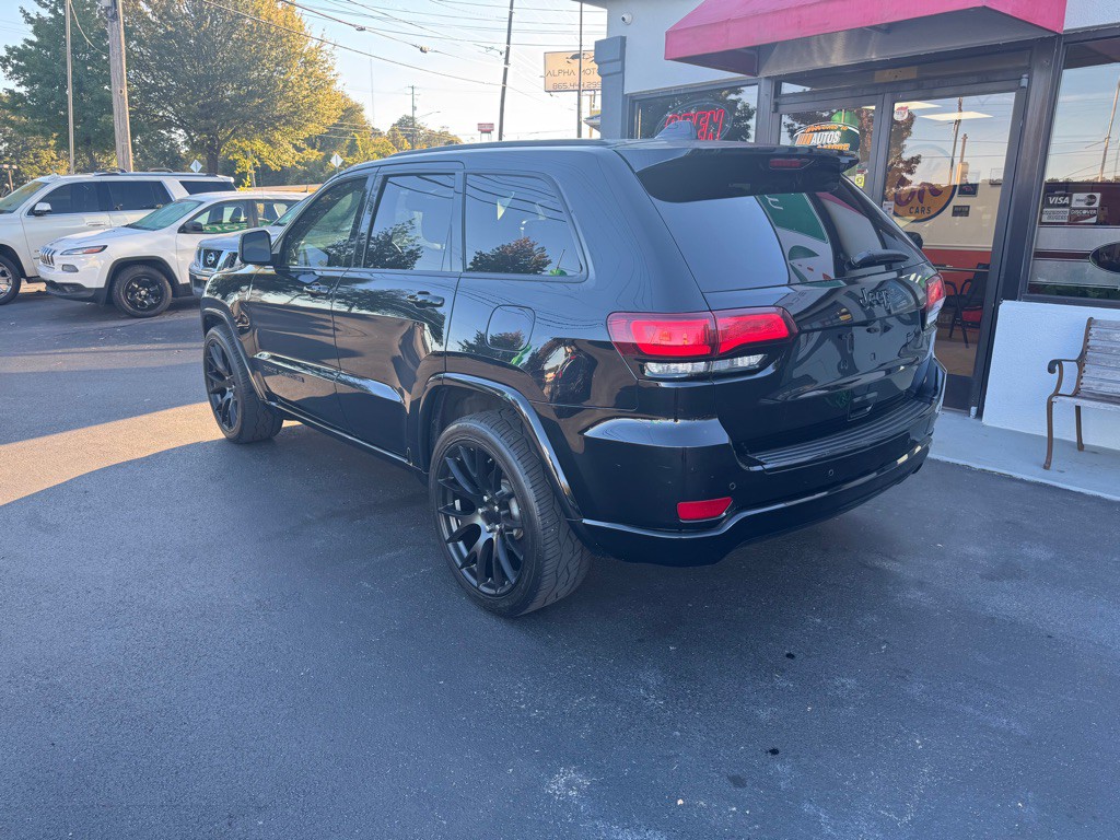 2018 Jeep Grand Cherokee Image 4