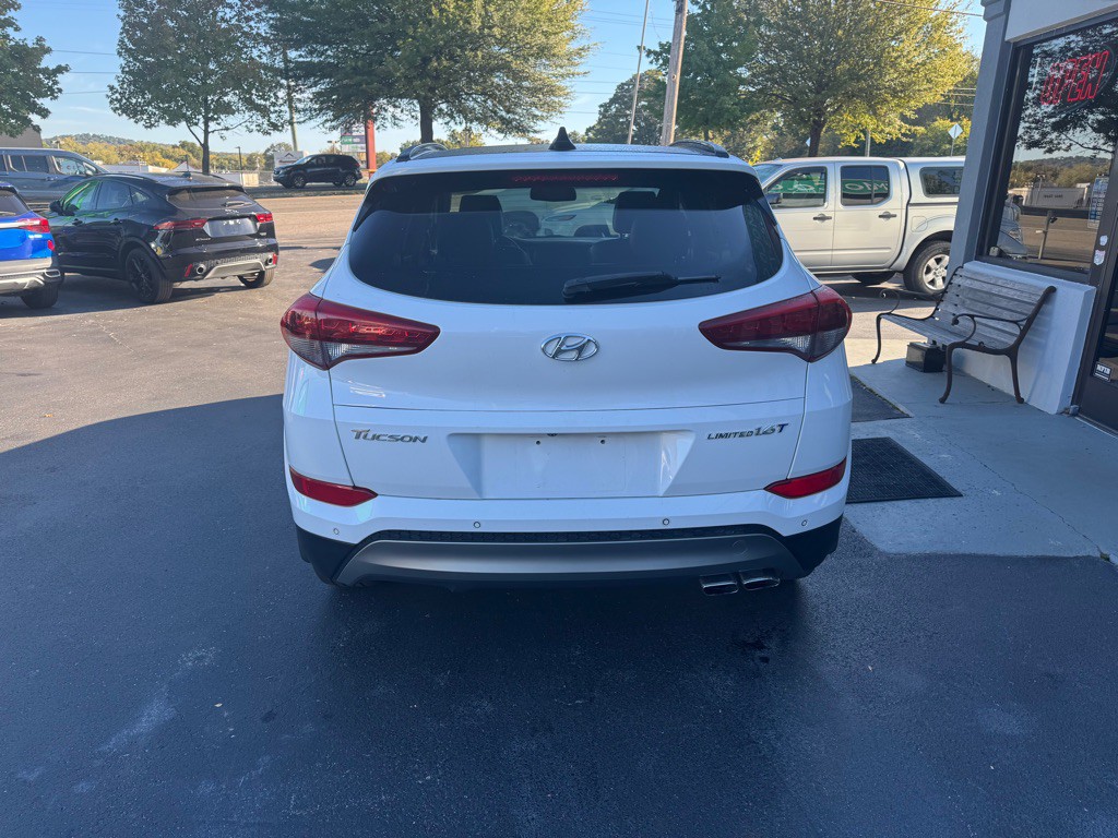 2016 Hyundai Tucson Image 6