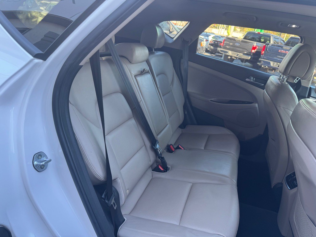 2016 Hyundai Tucson Image 10