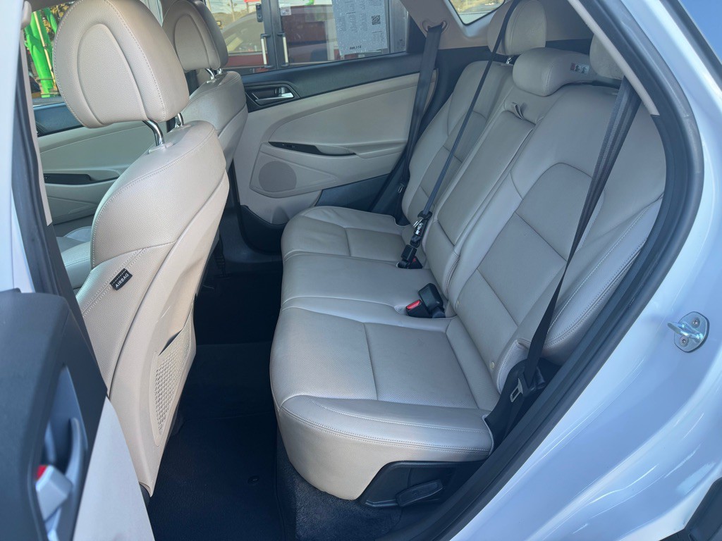 2016 Hyundai Tucson Image 15