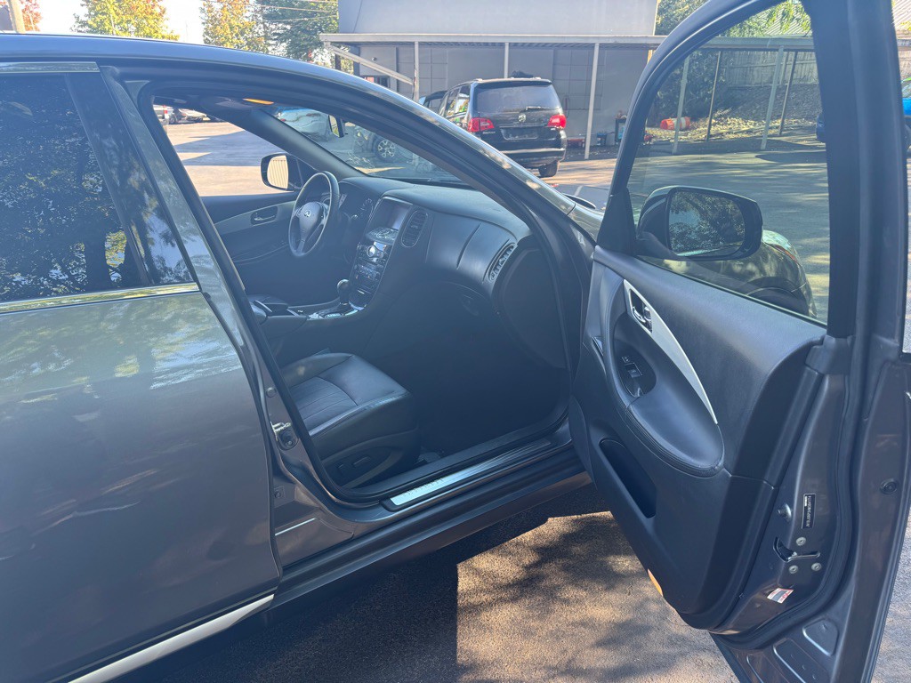 2017 INFINITI QX50 Image 13