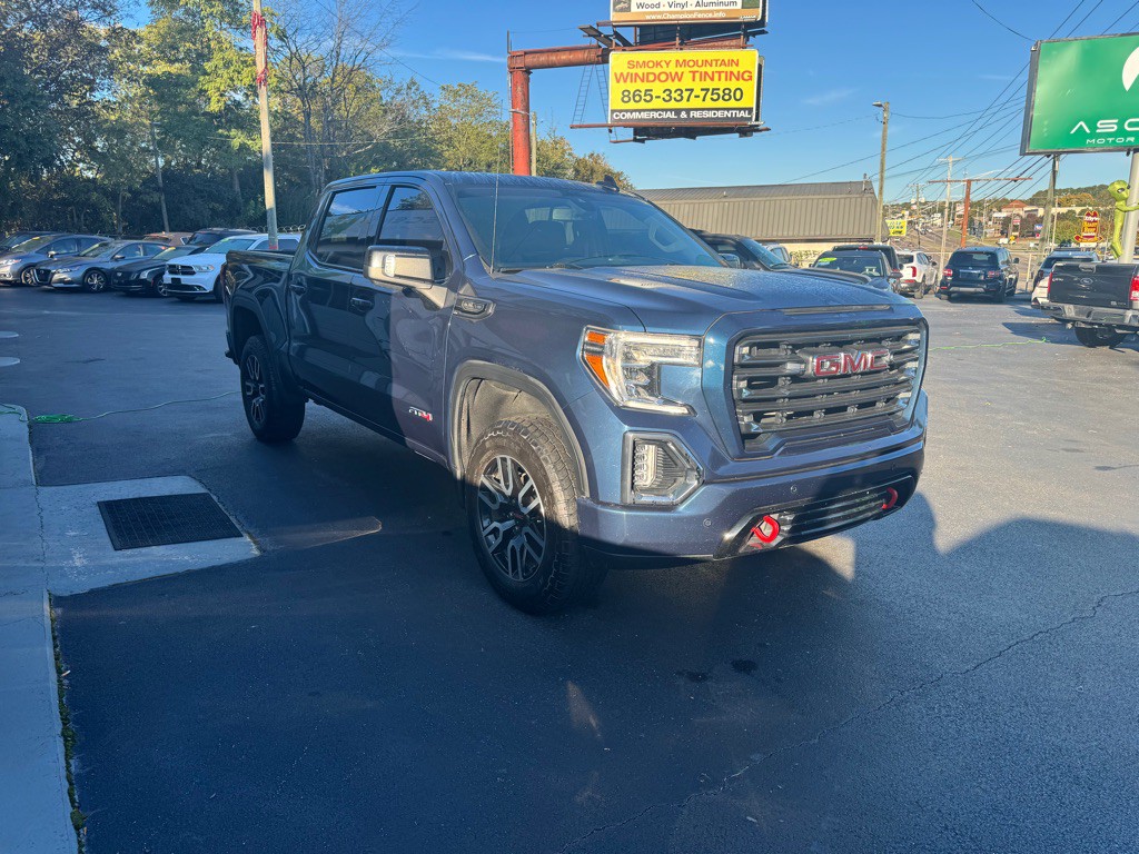 2019 GMC Sierra Image 2