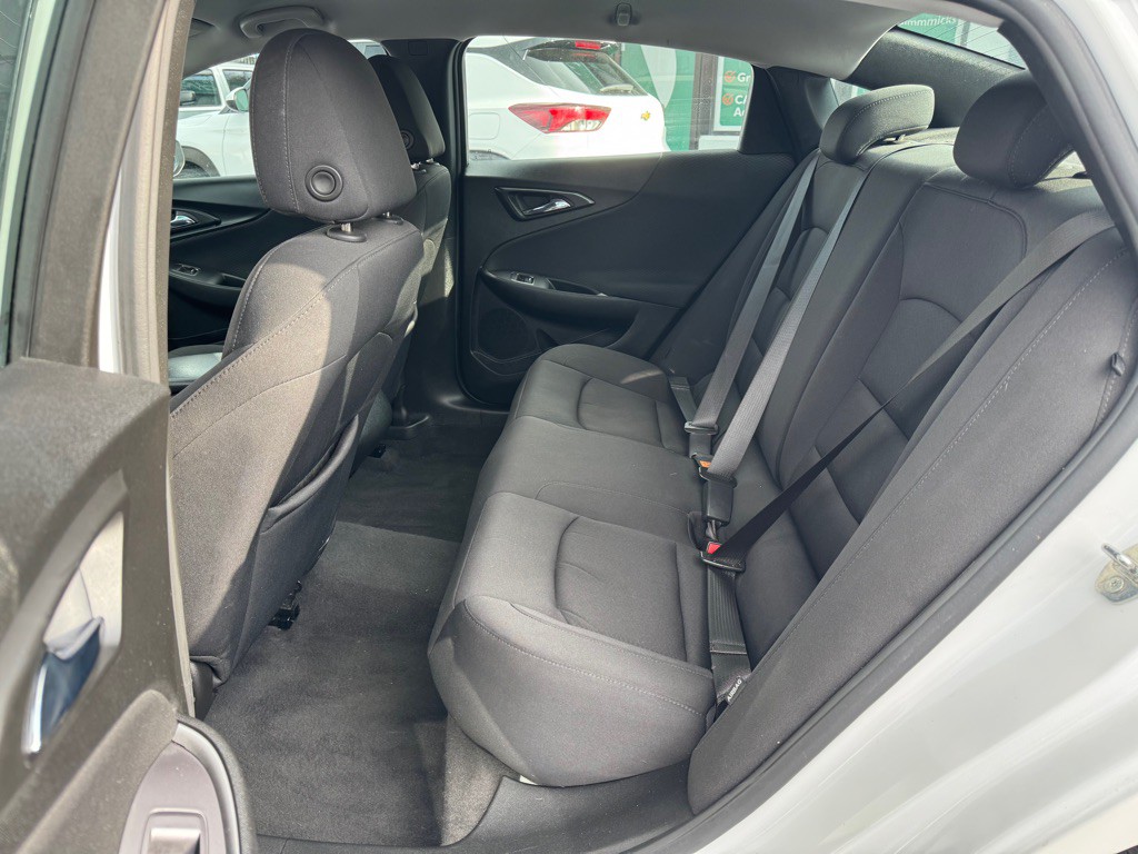 2020 Chevrolet Malibu Image 14