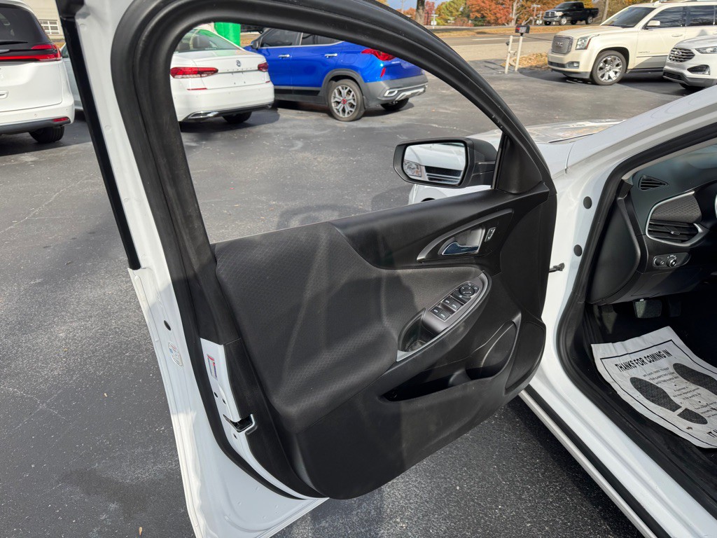 2020 Chevrolet Malibu Image 19