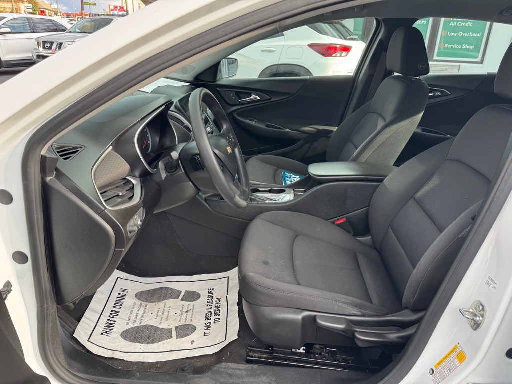 2020 Chevrolet Malibu Image 20