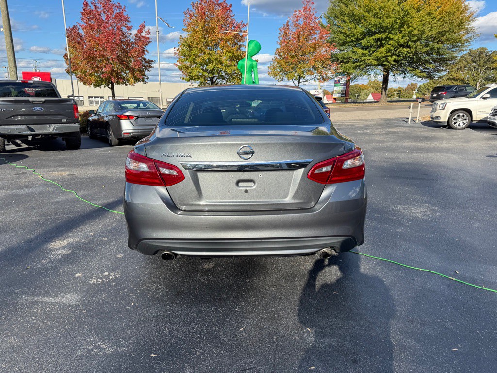 2018 Nissan Altima Image 6