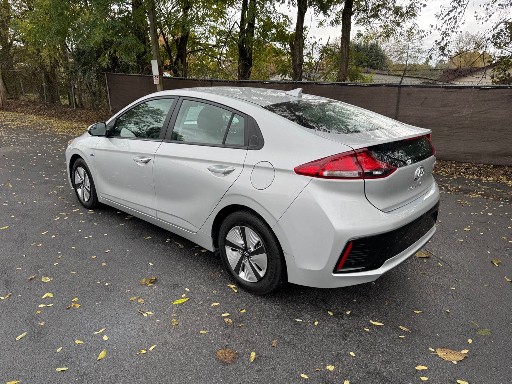 2019 Hyundai Ioniq Image 4
