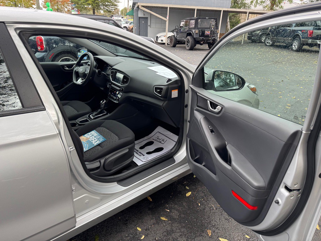 2019 Hyundai Ioniq Image 12