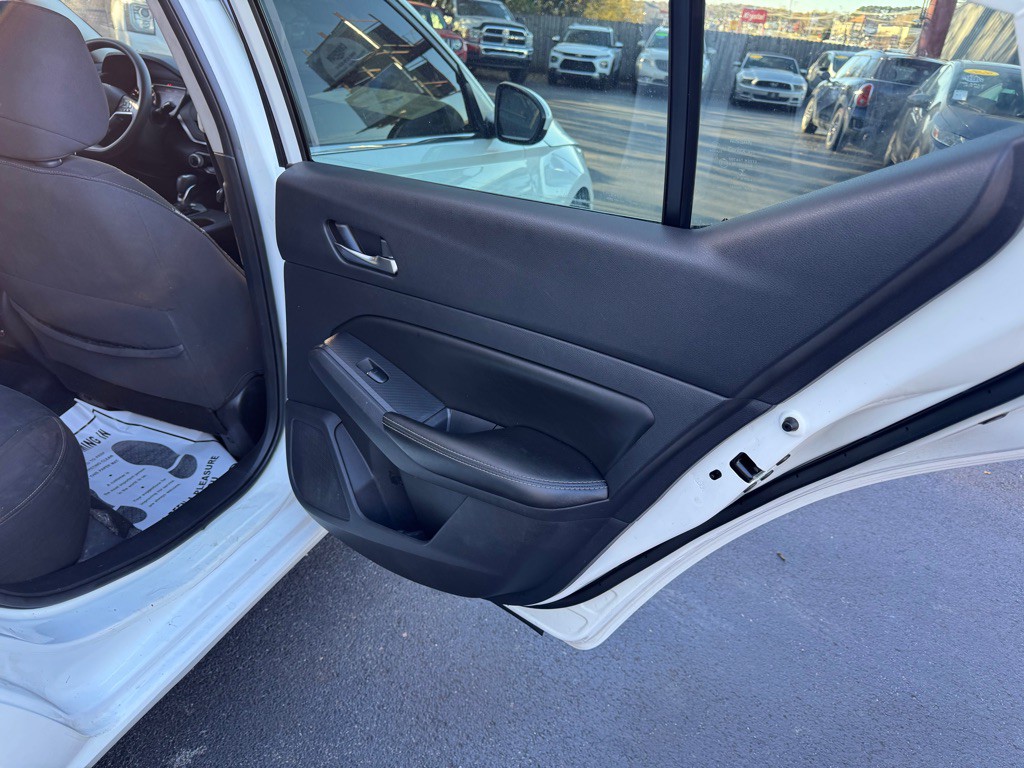 2020 Nissan Altima Image 11