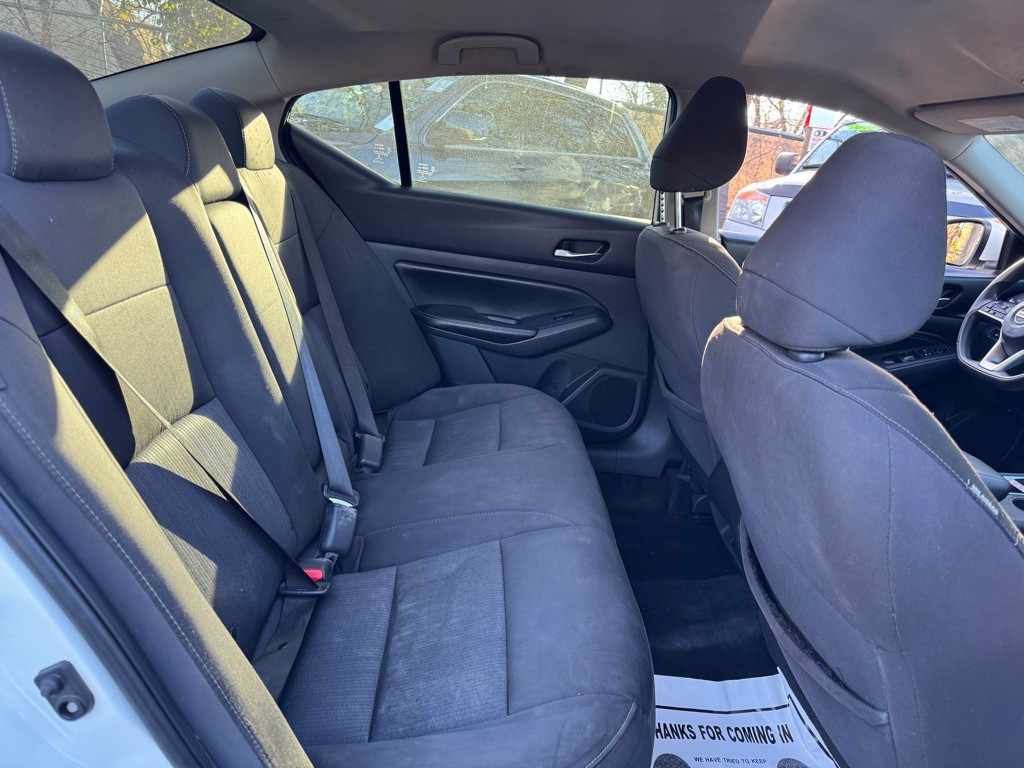 2020 Nissan Altima Image 12