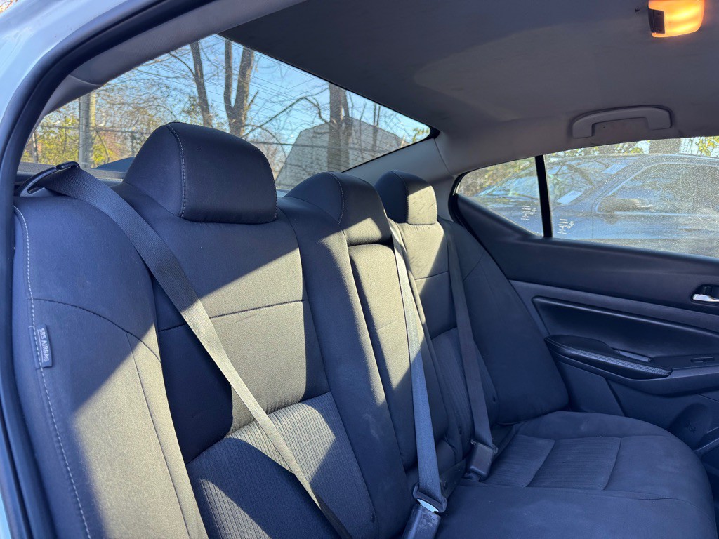 2020 Nissan Altima Image 13