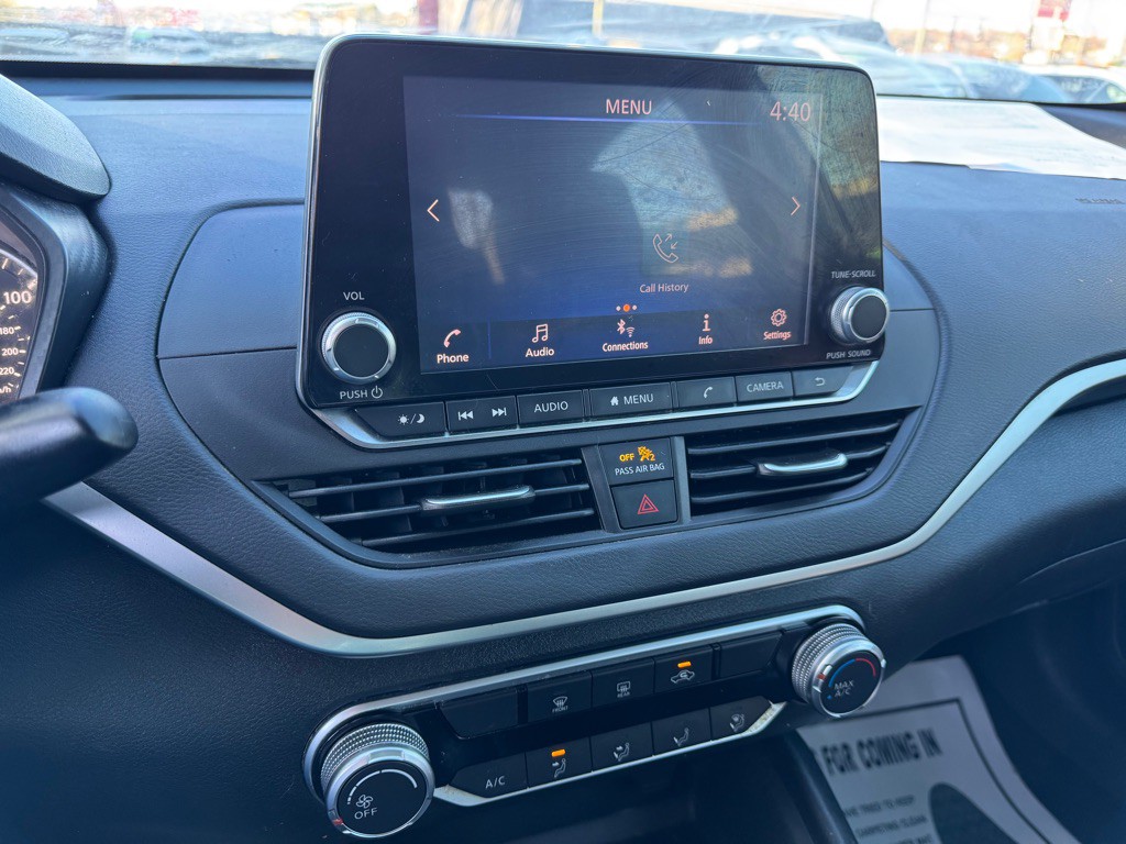 2020 Nissan Altima Image 23