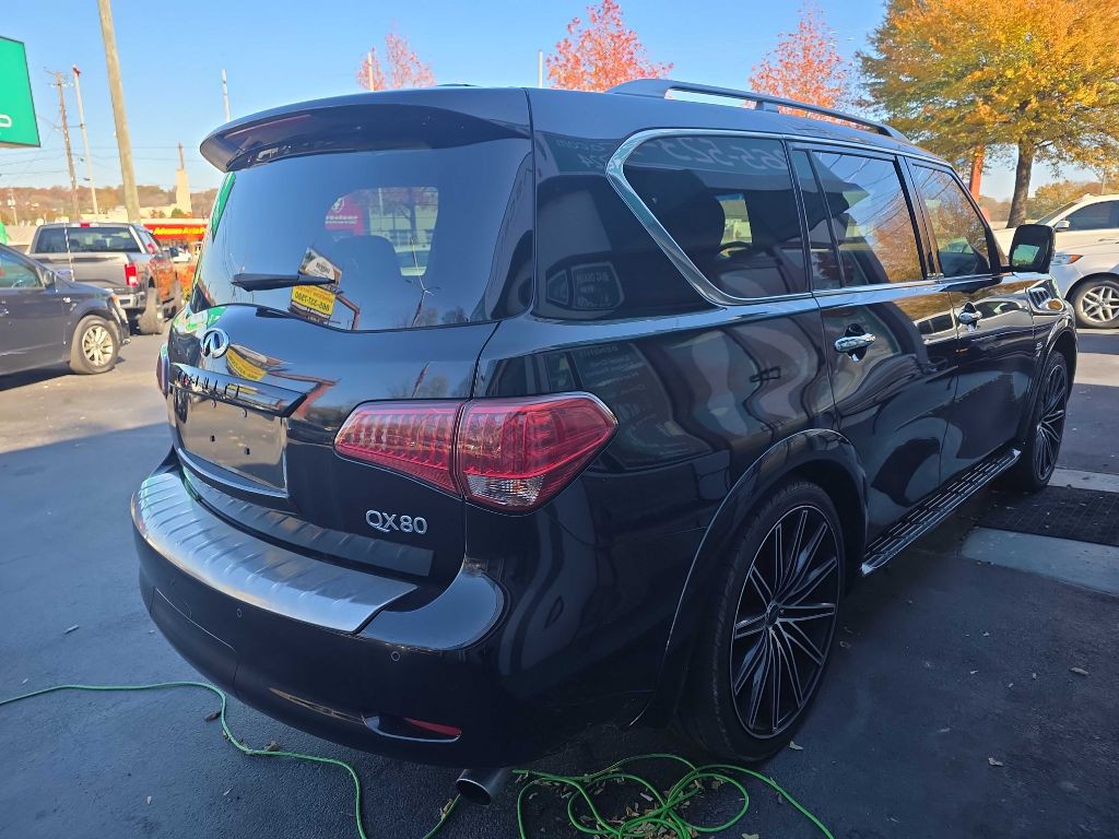 2017 INFINITI QX80 Image 4