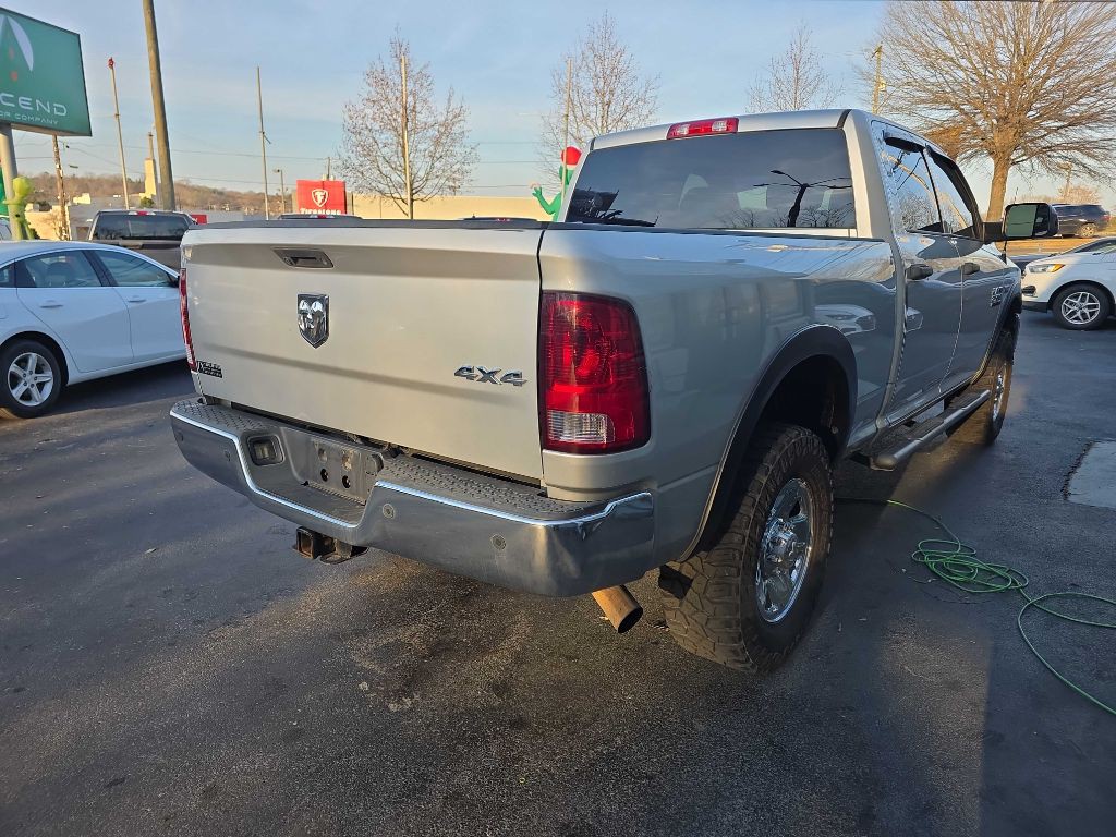 2014 RAM 2500 Image 4