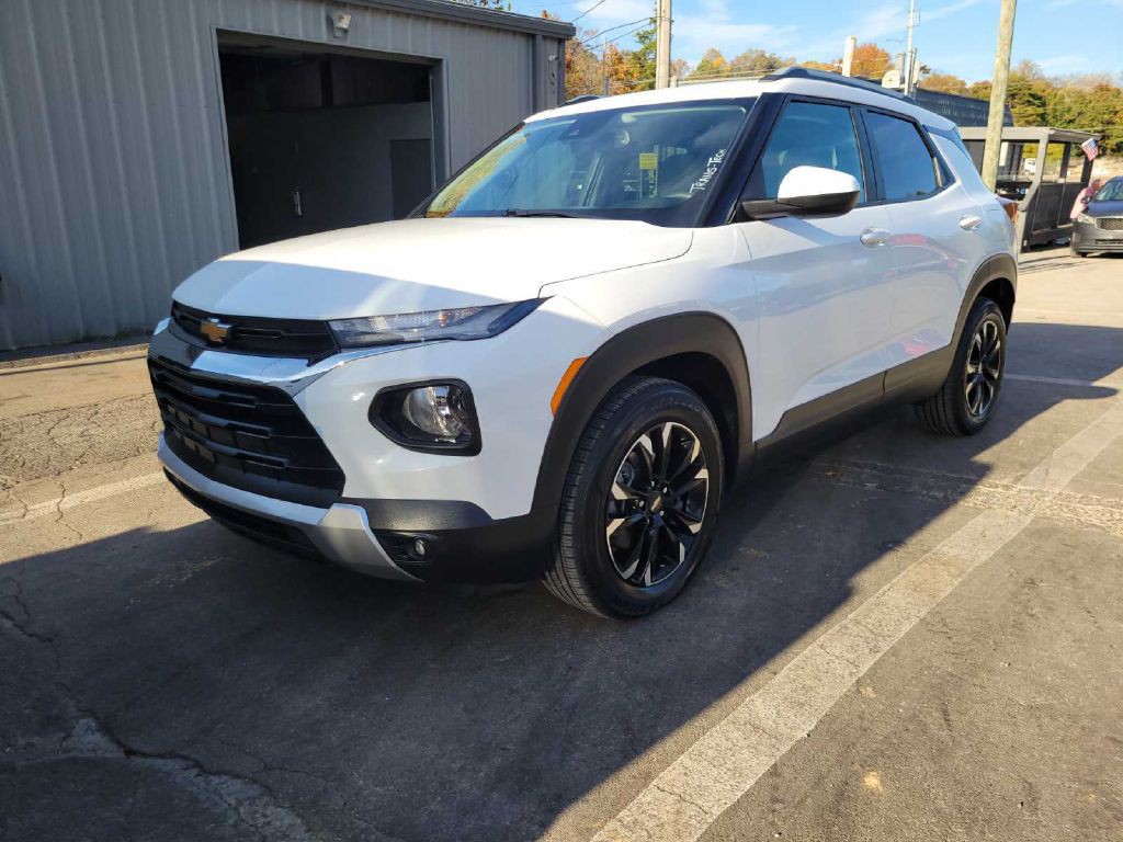 2021 Chevrolet Trailblazer Image 1