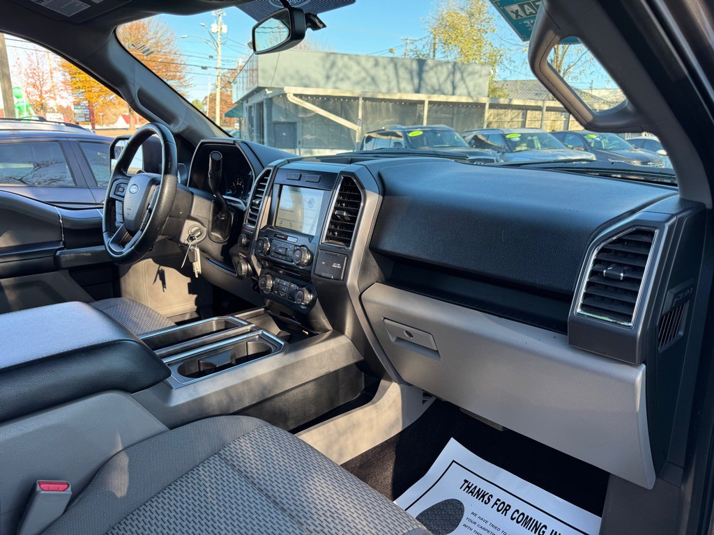 2016 Ford F-150 Image 17