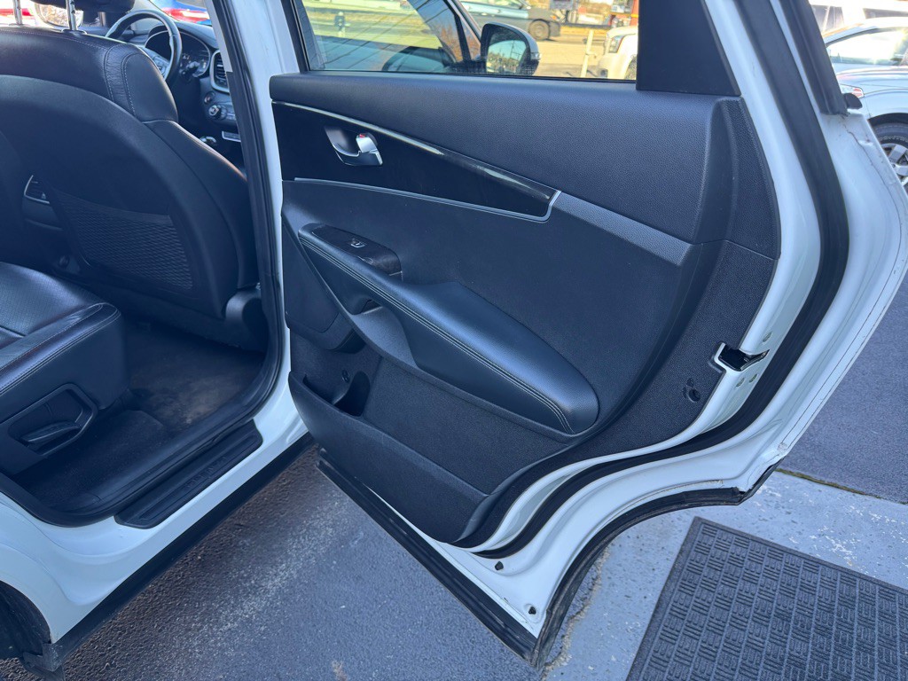 2017 Kia Sorento Image 11