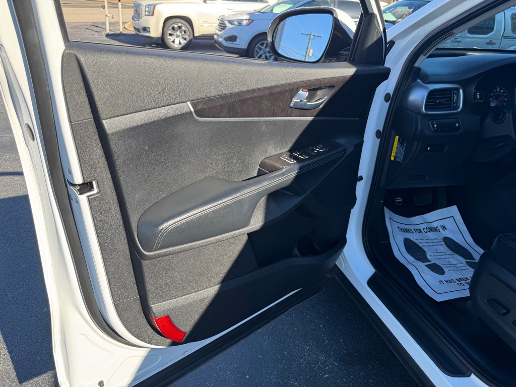 2017 Kia Sorento Image 17