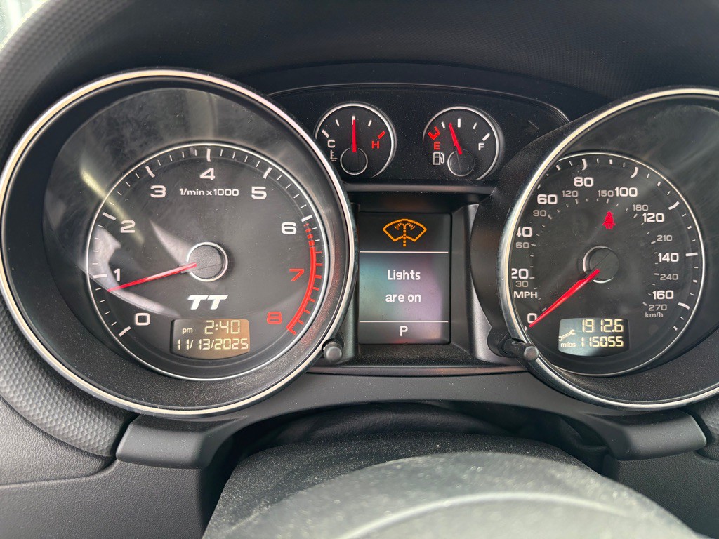 2011 Audi TT Image 11