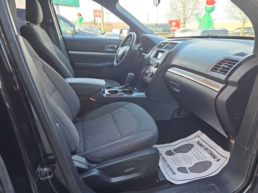 2019 Ford Explorer Image 10