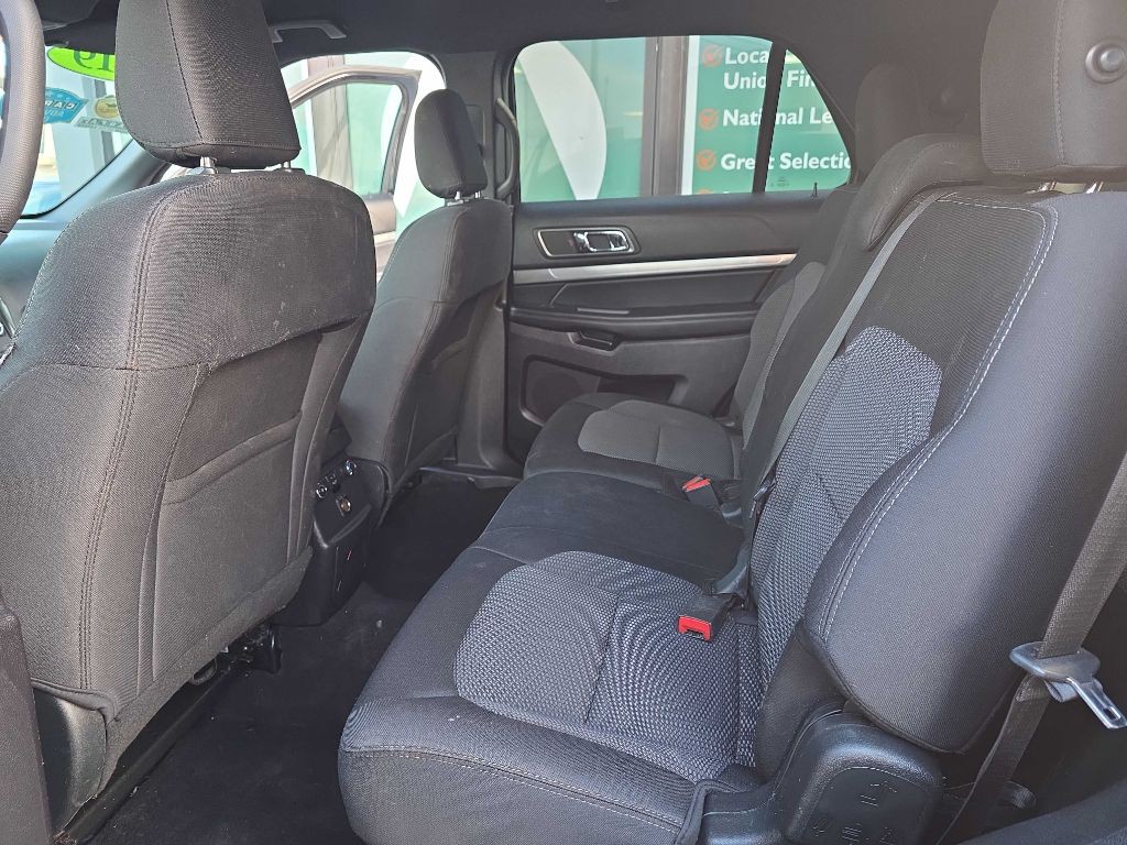 2019 Ford Explorer Image 12