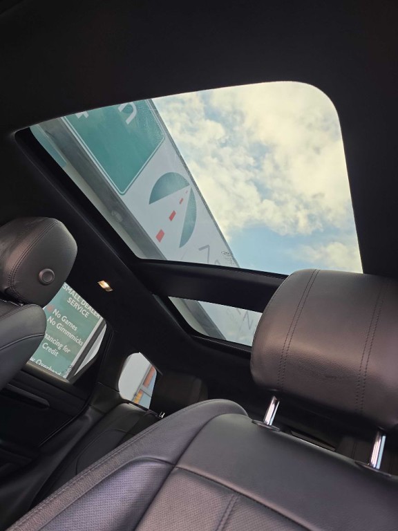 2020 Land Rover Range Rover Evoque Image 4