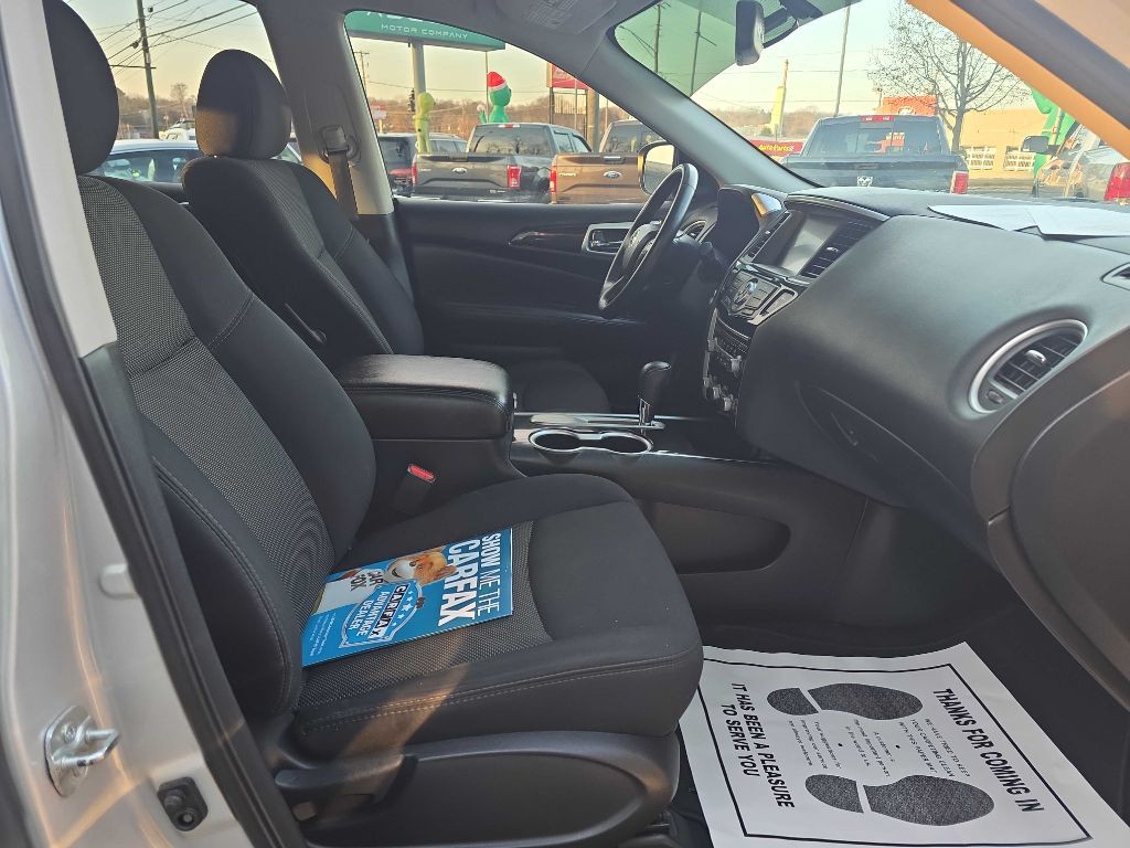 2019 Nissan Pathfinder Image 11