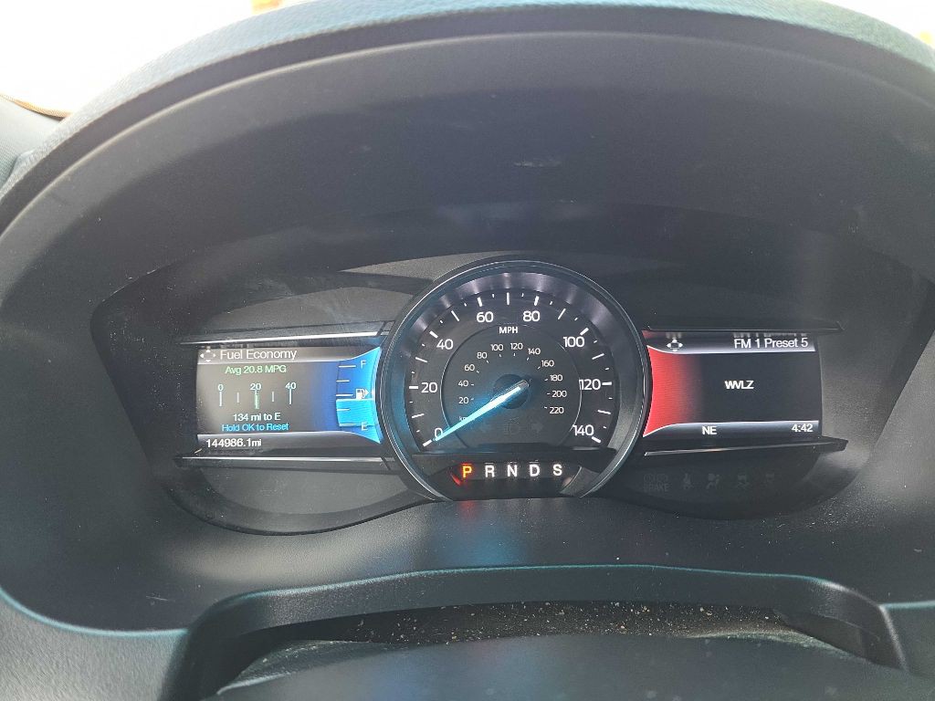 2016 Ford Explorer Image 8