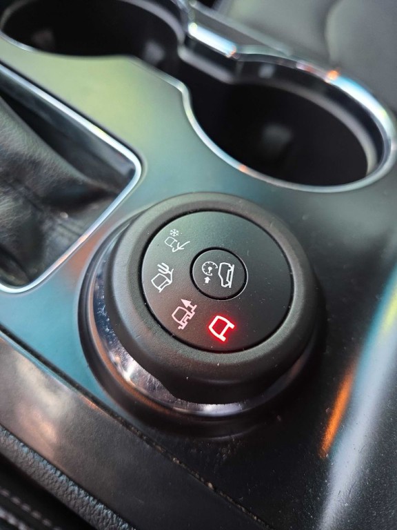 2016 Ford Explorer Image 19