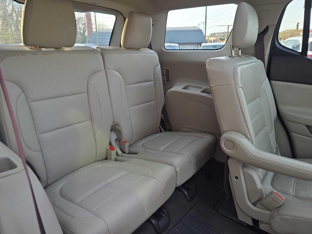 2018 GMC Acadia Image 12