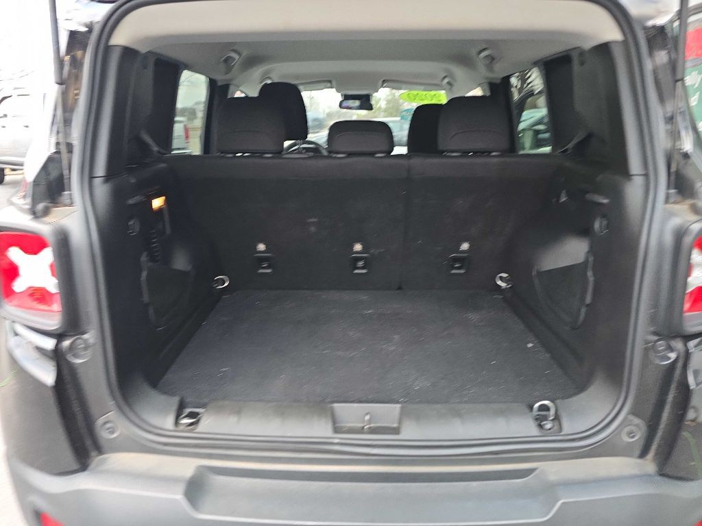 2020 Jeep Renegade Image 11