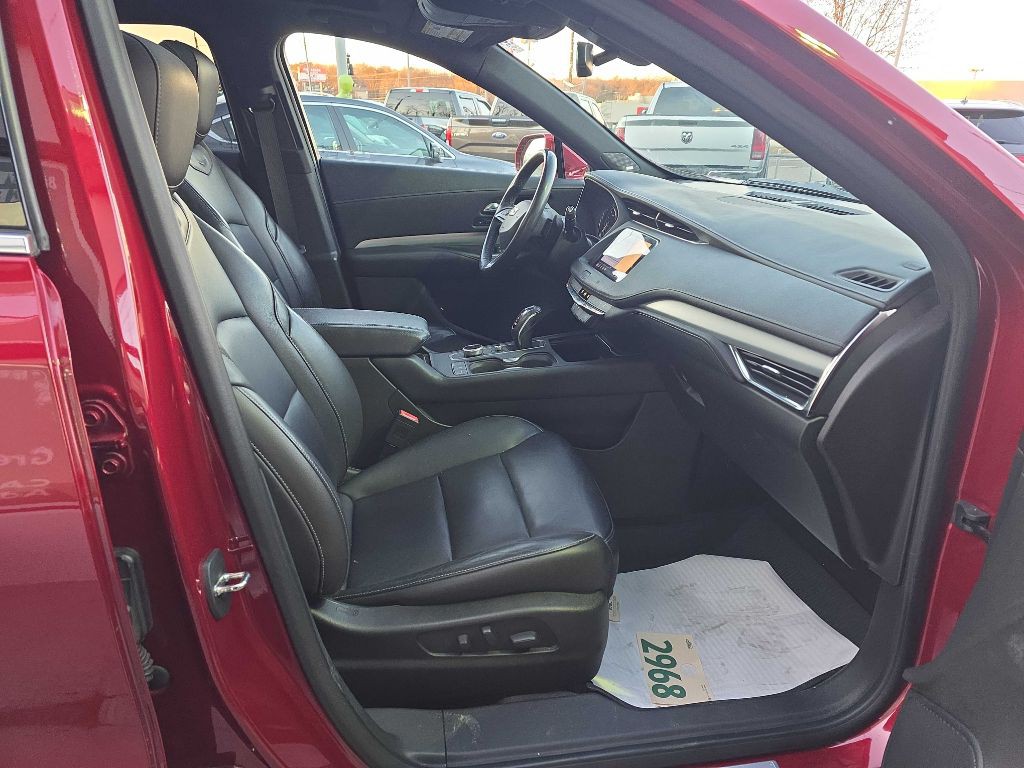 2019 Cadillac XT4 Image 10