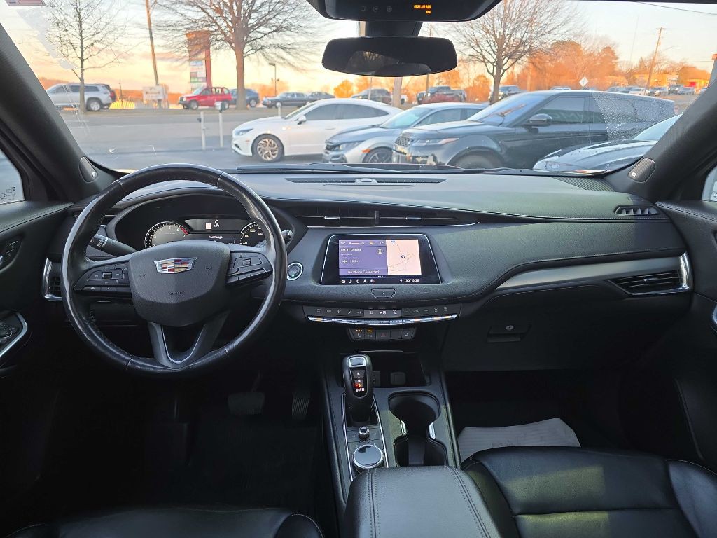 2019 Cadillac XT4 Image 2