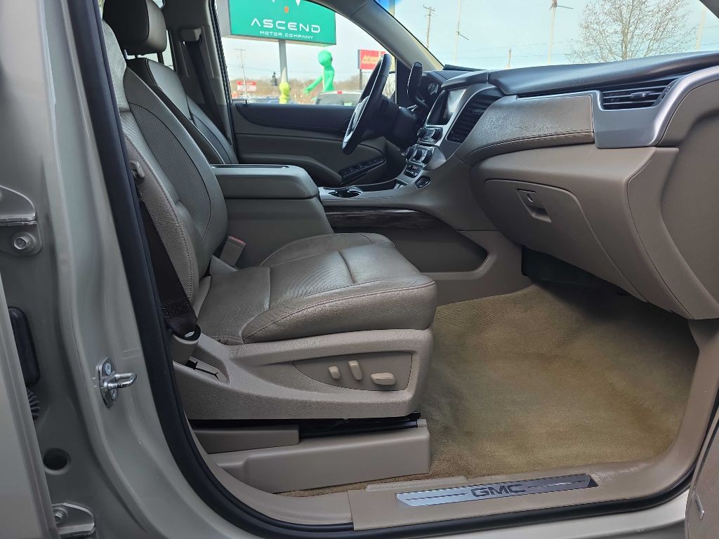 2017 GMC Yukon Image 10