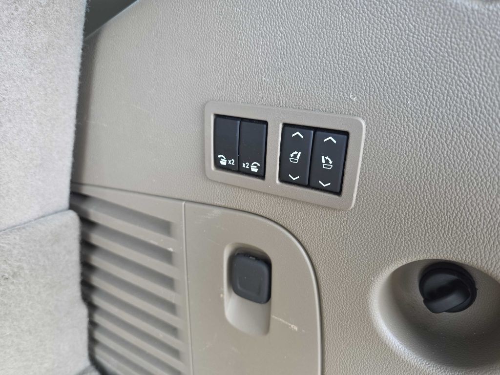 2017 GMC Yukon Image 16