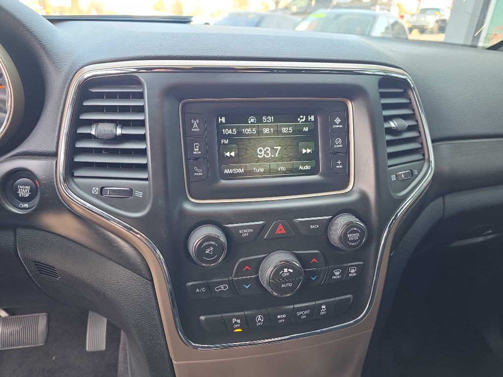 2017 Jeep Grand Cherokee Image 12