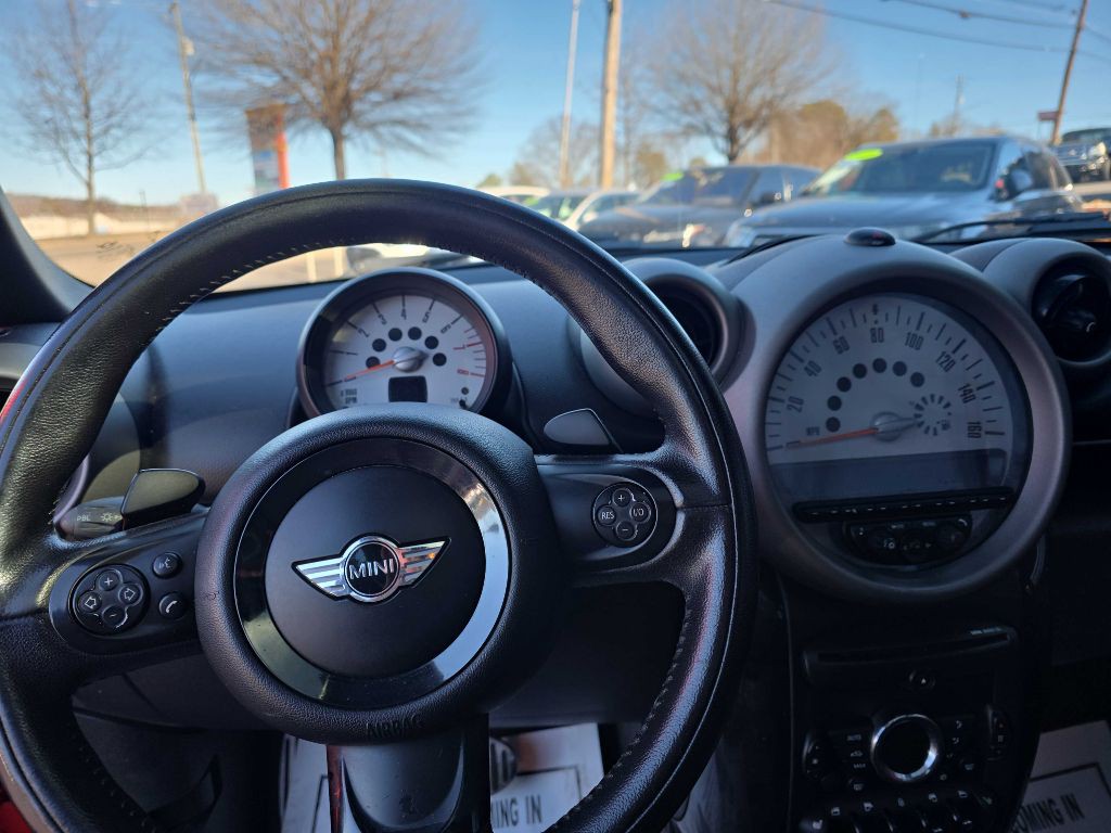 2012 MINI Countryman Image 4