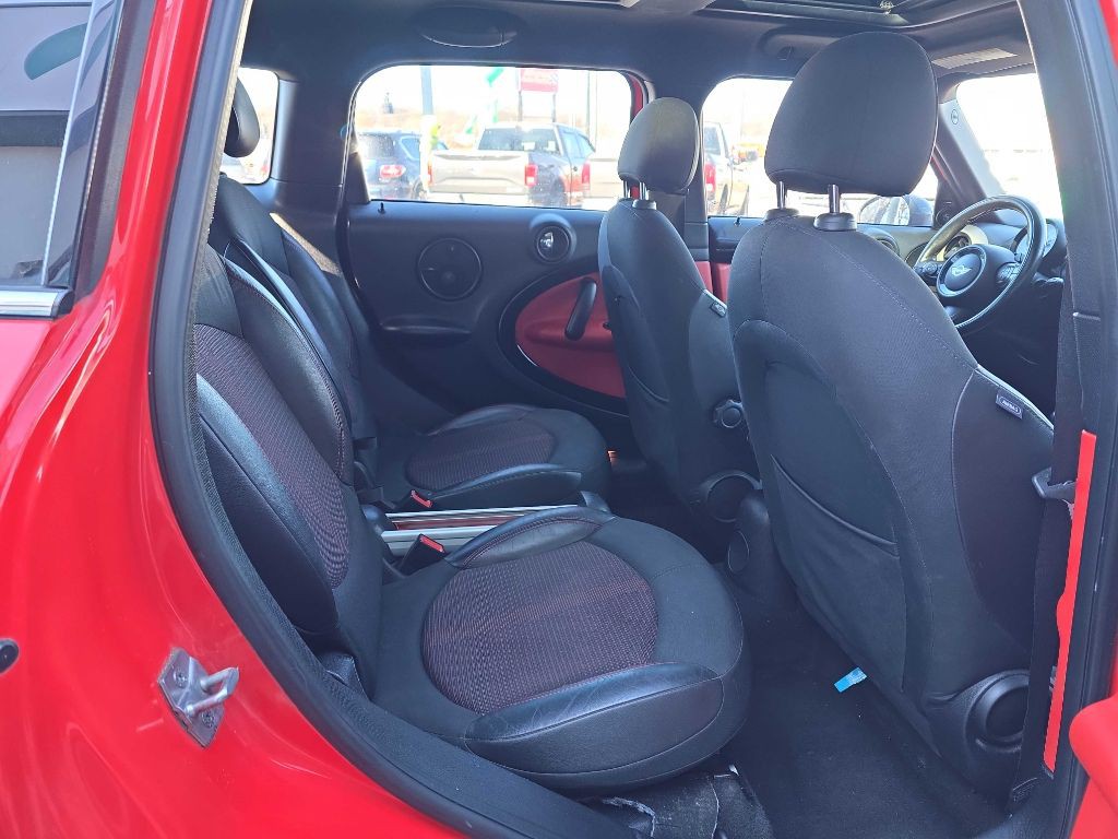 2012 MINI Countryman Image 9