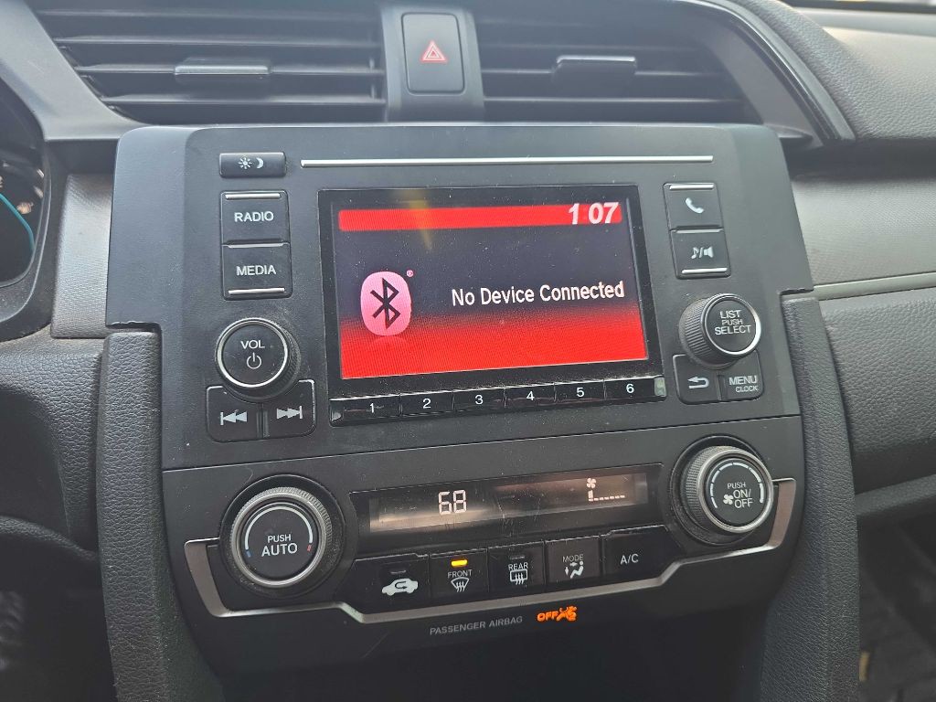 2018 Honda Civic Image 10