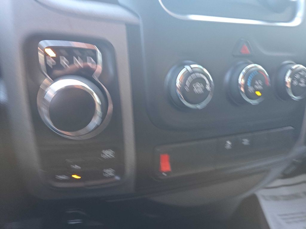 2015 RAM 1500 Image 8