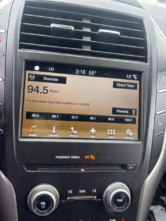 2017 Lincoln MKC Image 2