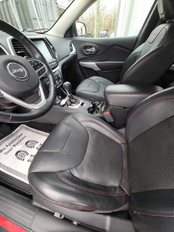 2017 Jeep Cherokee Image 6