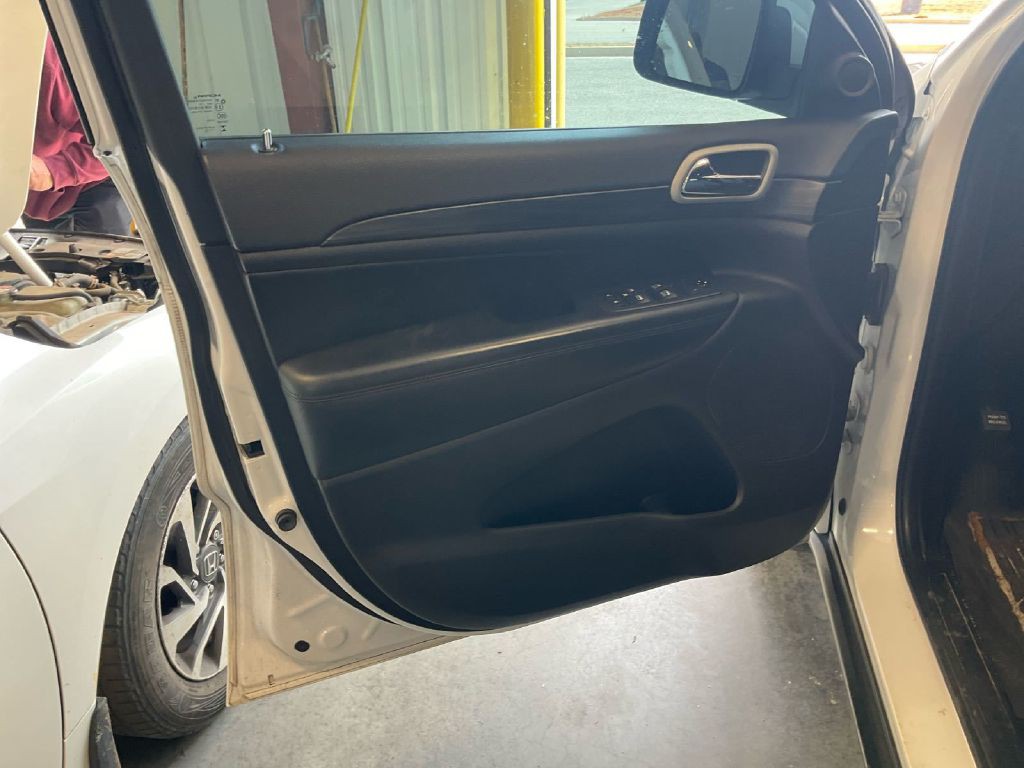 2021 Jeep Grand Cherokee Image 13