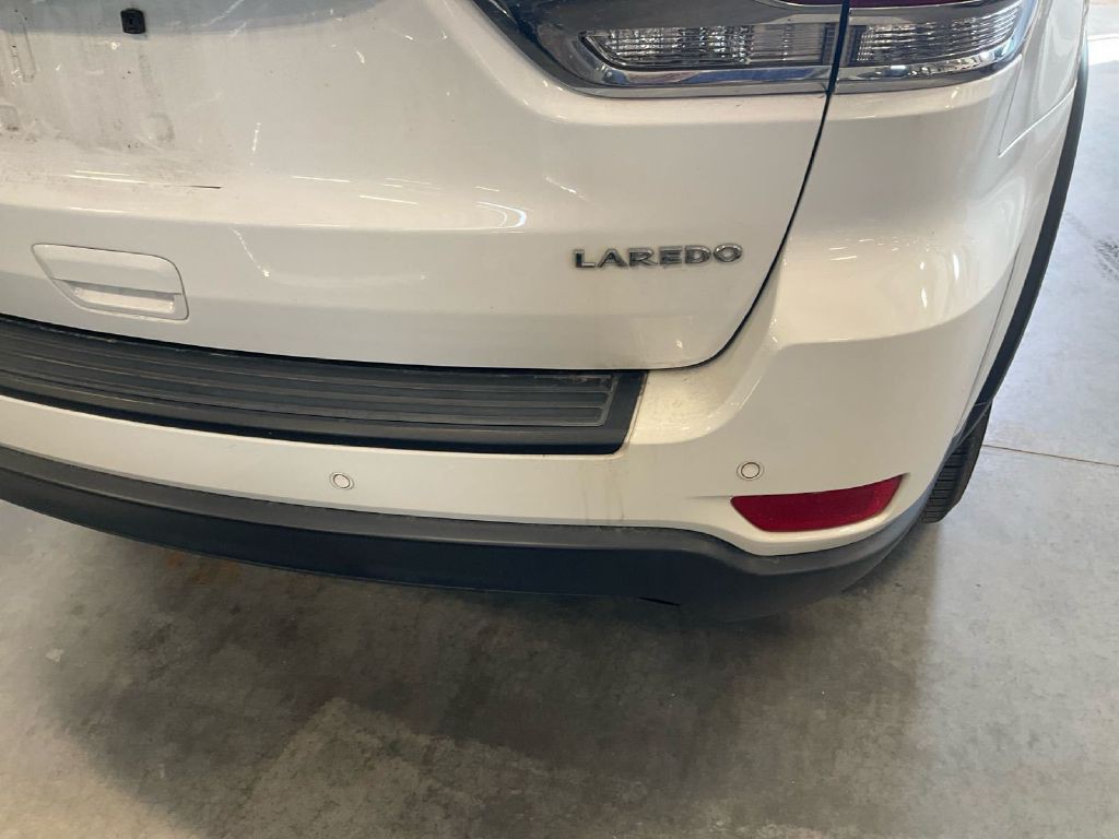 2021 Jeep Grand Cherokee Image 11