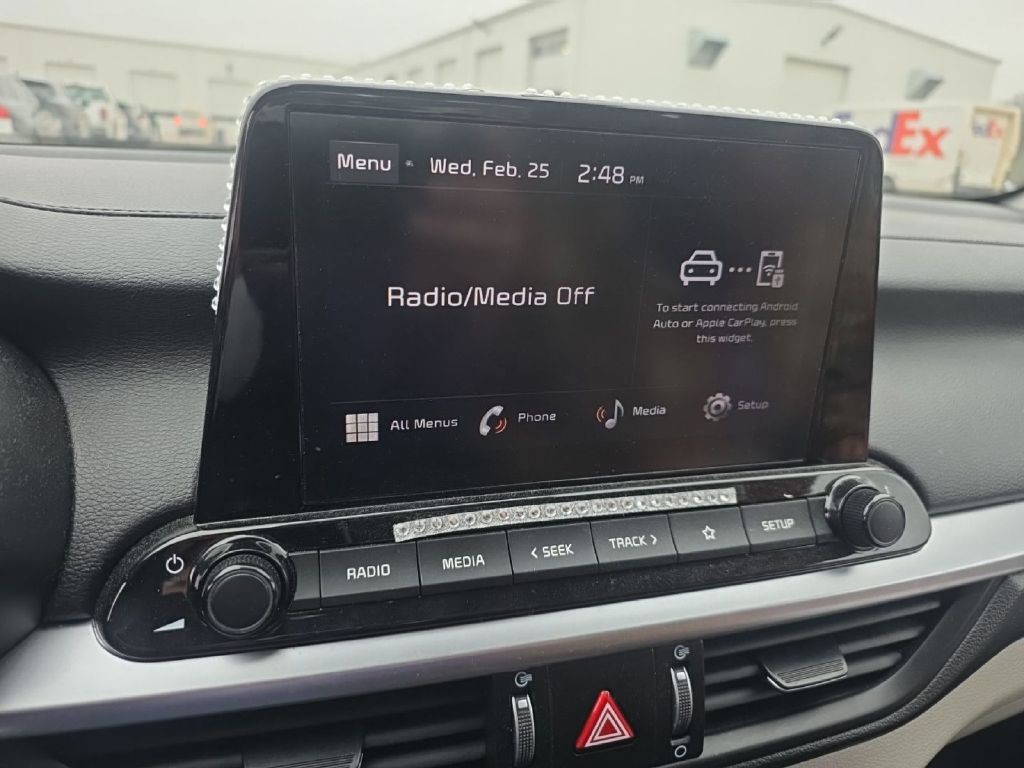 2023 Kia Forte Image 10