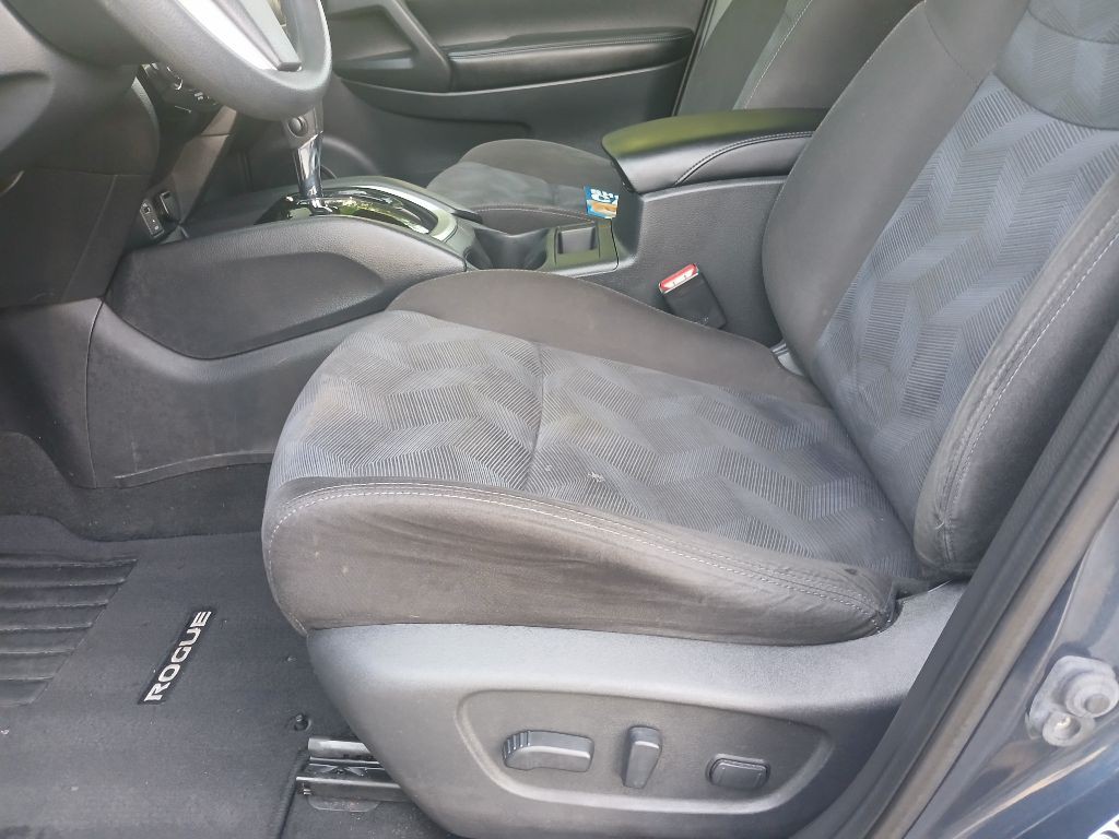 2015 Nissan Rogue Image 5