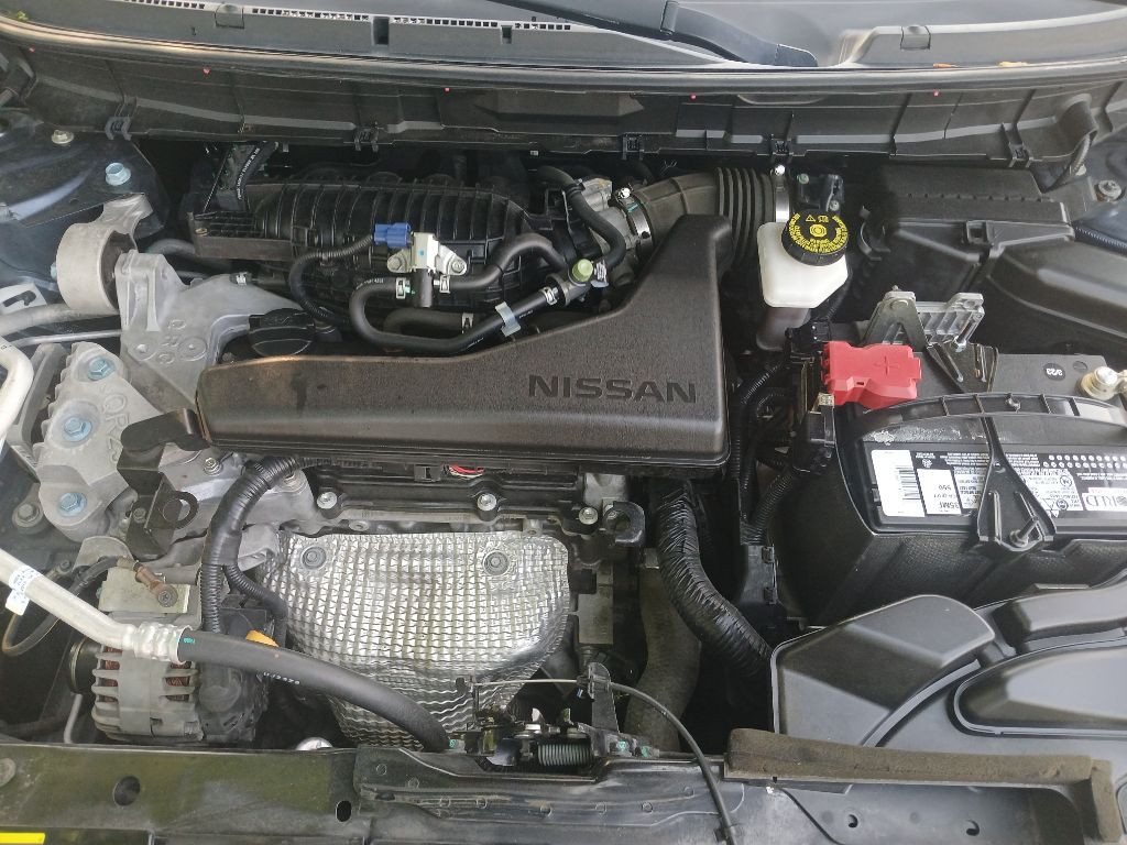 2015 Nissan Rogue Image 16