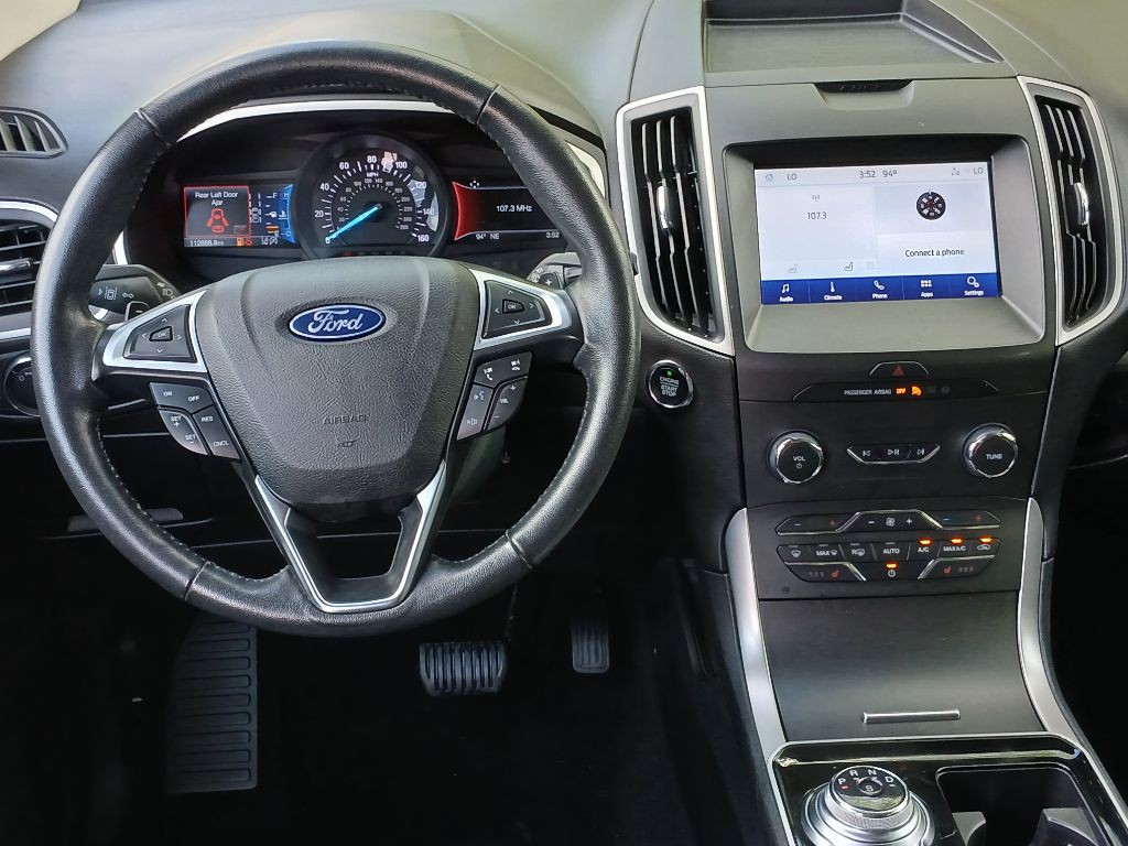 2020 Ford Edge Image 2